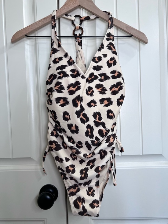Kona Sol Other - Kona Sol Womens Leopard One Piece Swimsuit in Cream/Brown, Size S